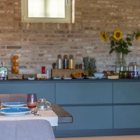 Meridiano Farm stay *