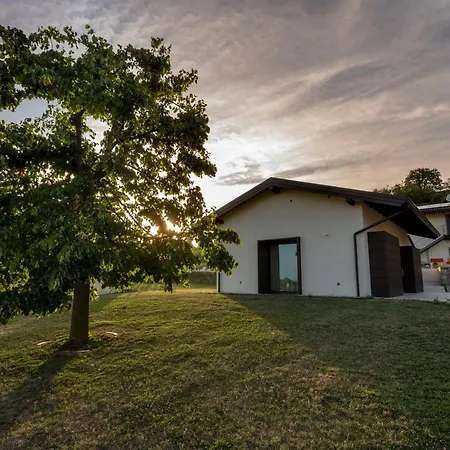 ファームステイ Meridiano Cividale del Friuli